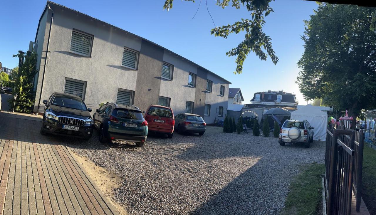 Dom Wczasowy Ina Władysławowo Exteriör bild